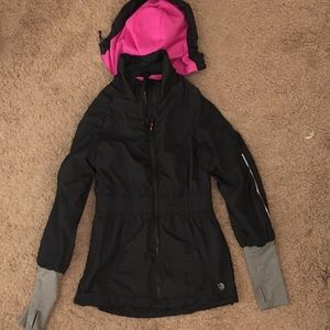 Water resistant jacket